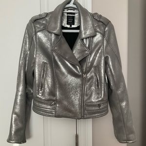 🛍🛍🛍Cozy Zara Outerwear coat..🛍🛍🛍